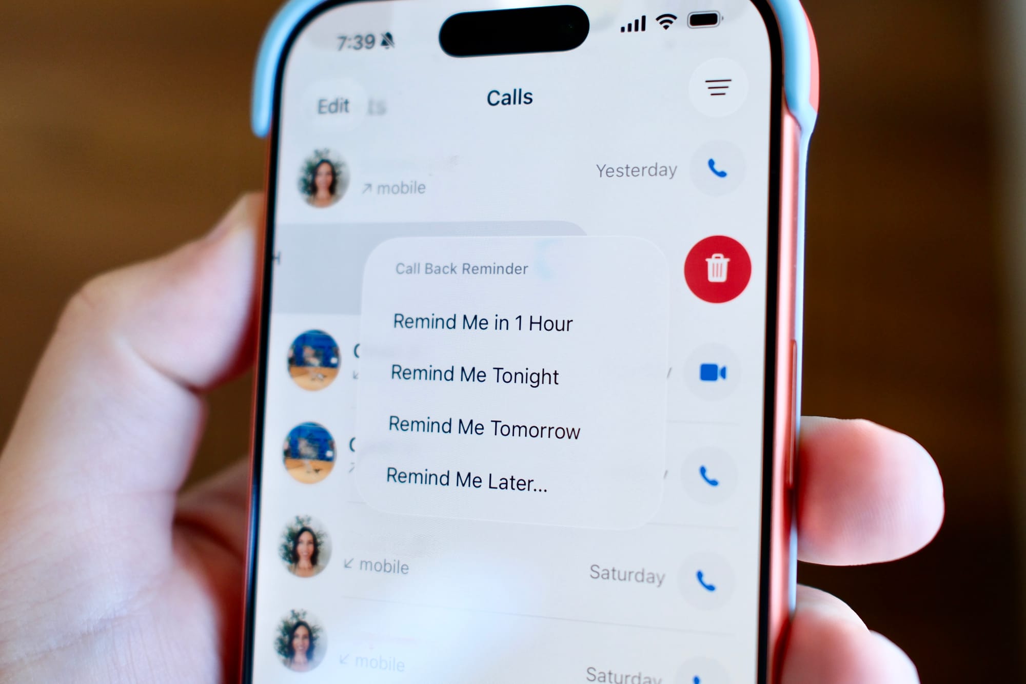 The iPhone has a hidden feature that can remind you to call someone back