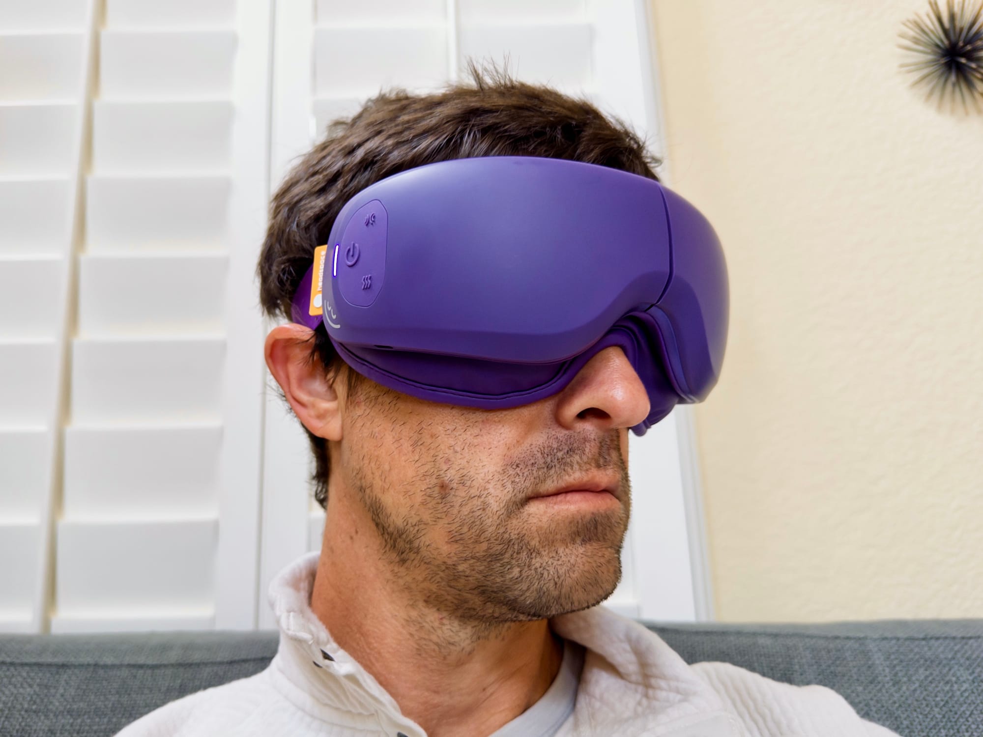 Too much stress? This eye massager with Headspace meditations might do the trick